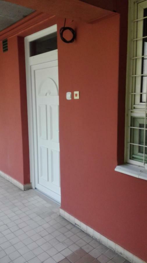 Baross Apartman Kaposvár Buitenkant foto
